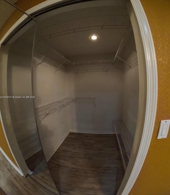 COLONIAL PINES - Residential Lease