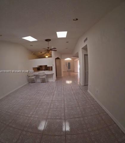 COLONIAL PINES - Residential Lease