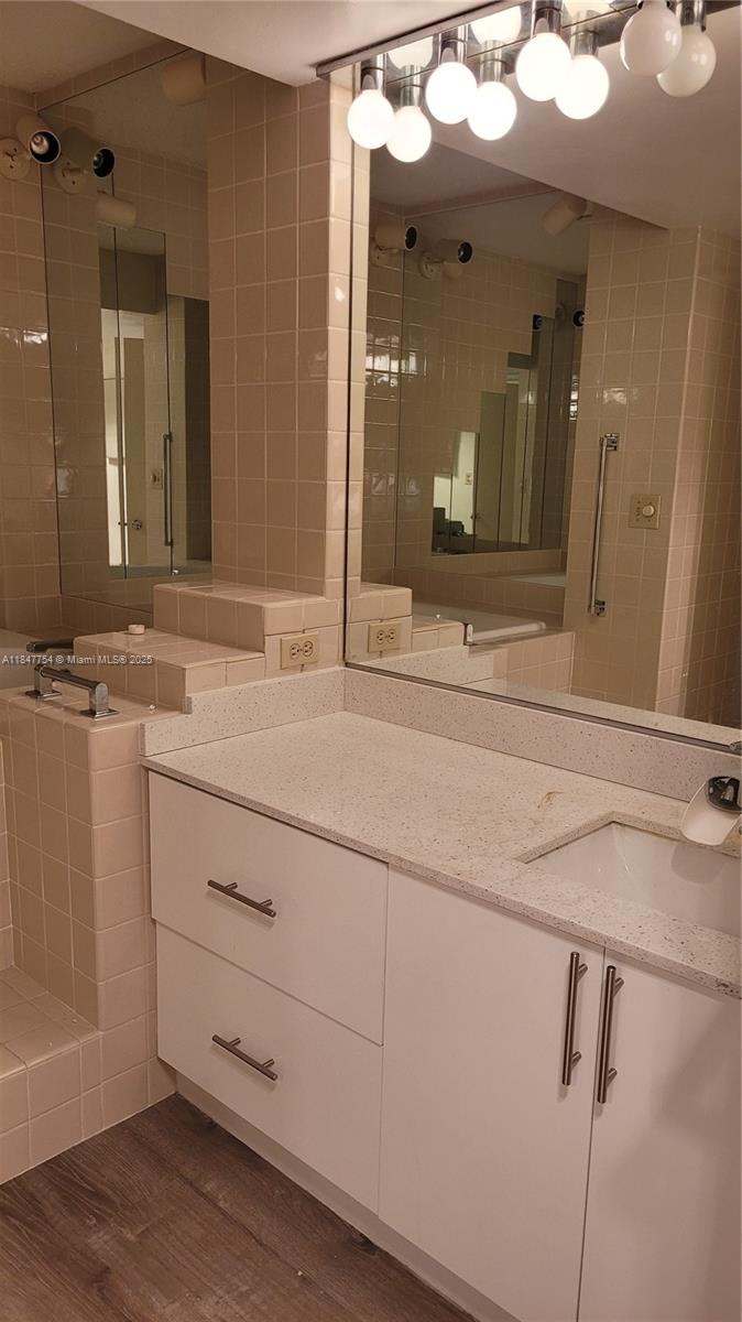 CHANTILLY CONDO - Residential