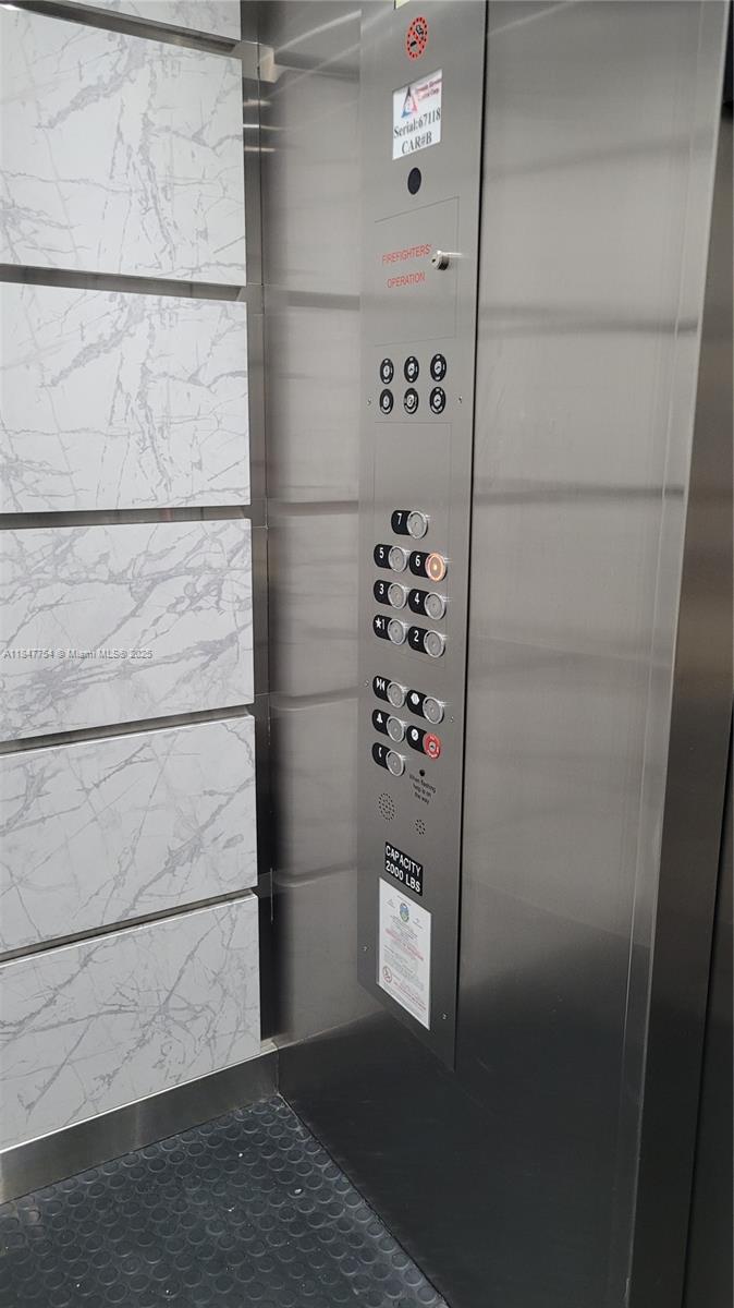 CHANTILLY CONDO - Residential