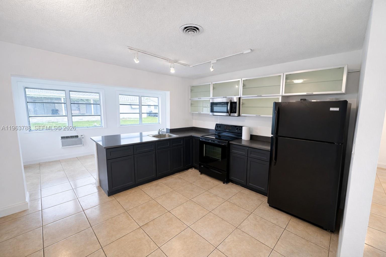 TAMARAC LAKES NORTH 3RD S - Residential