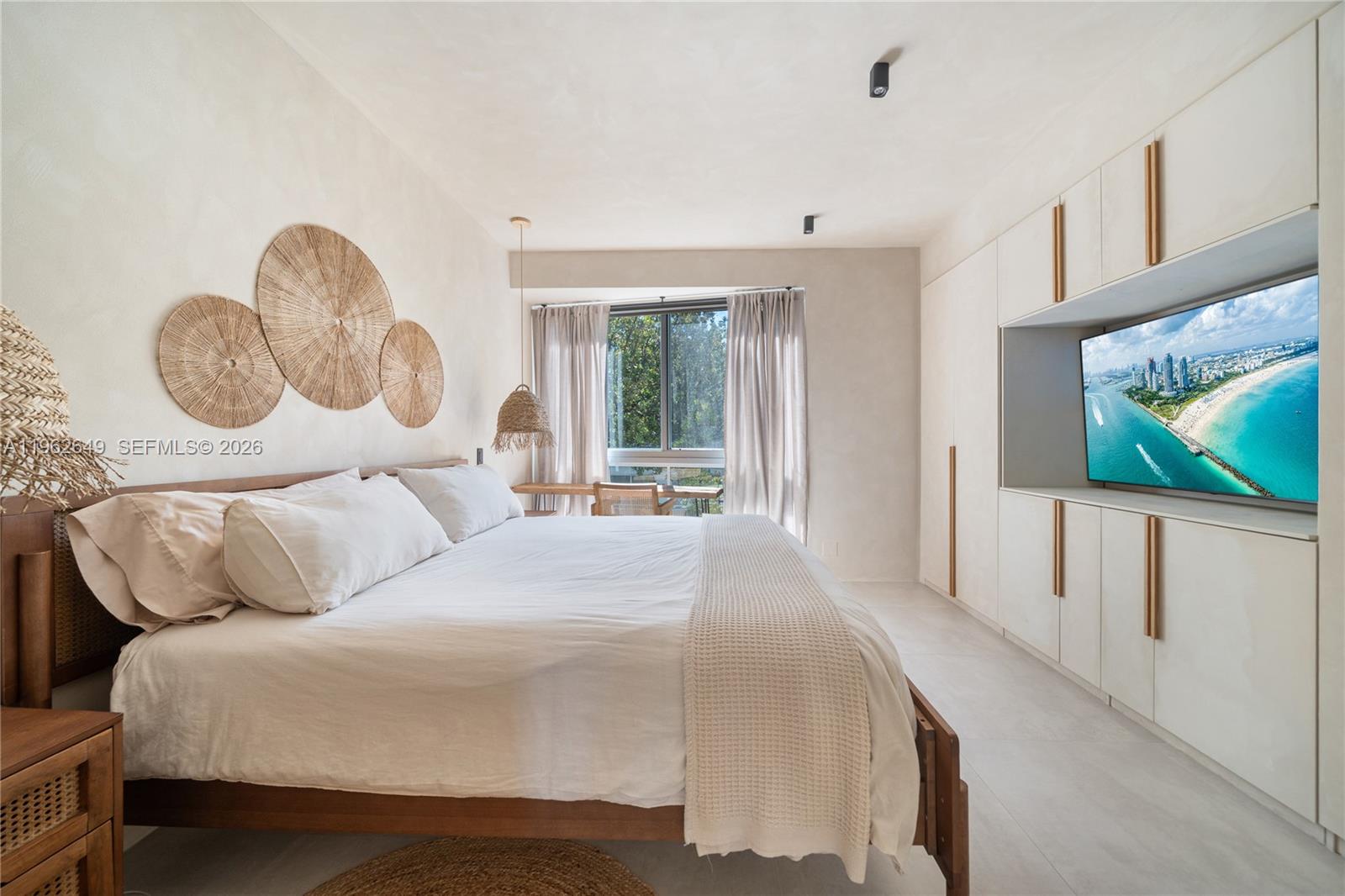 MERIDIAN PLACE CONDO - Residential