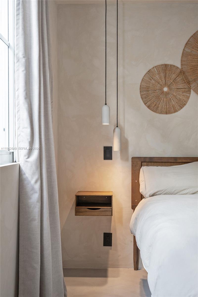 MERIDIAN PLACE CONDO - Residential