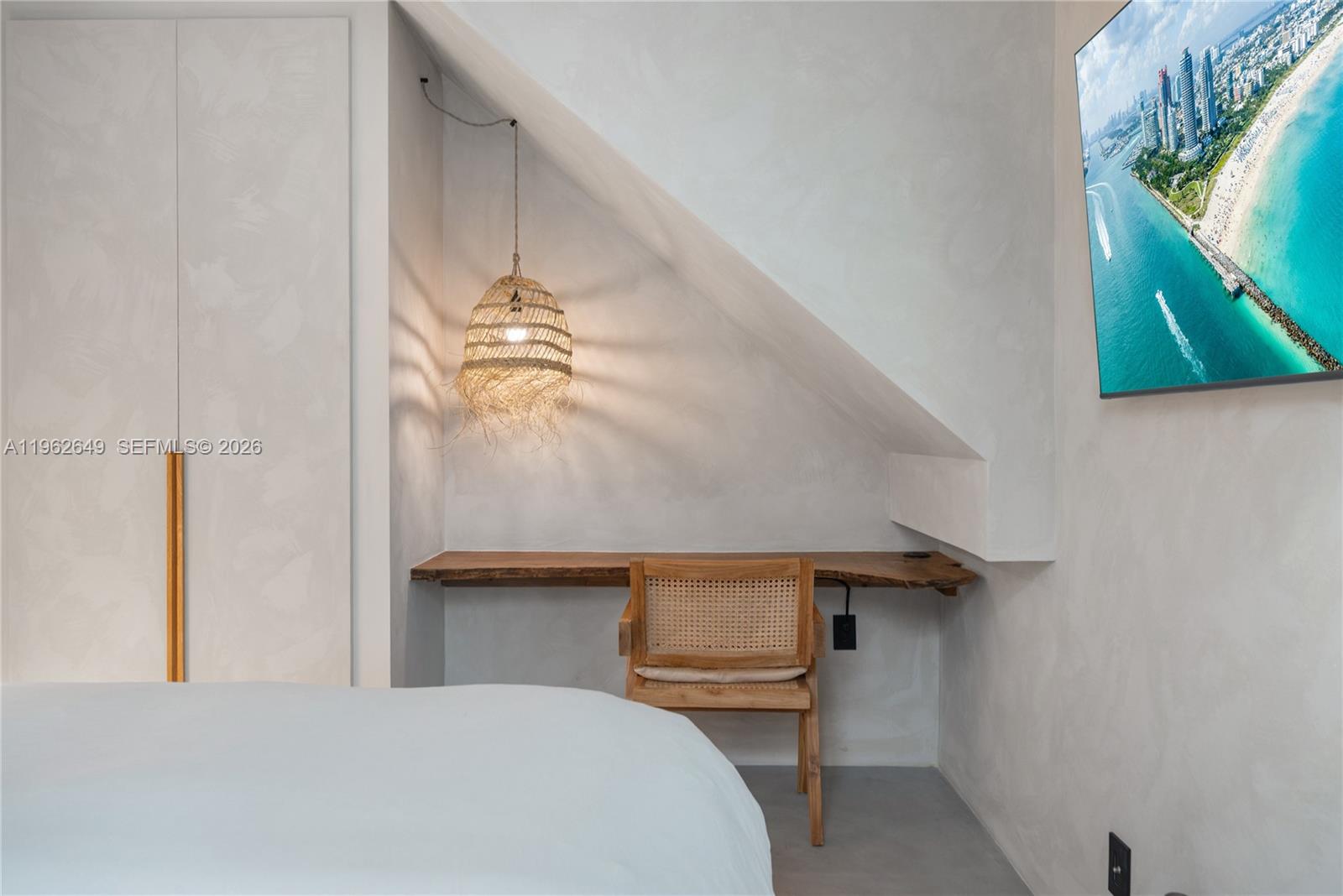 MERIDIAN PLACE CONDO - Residential