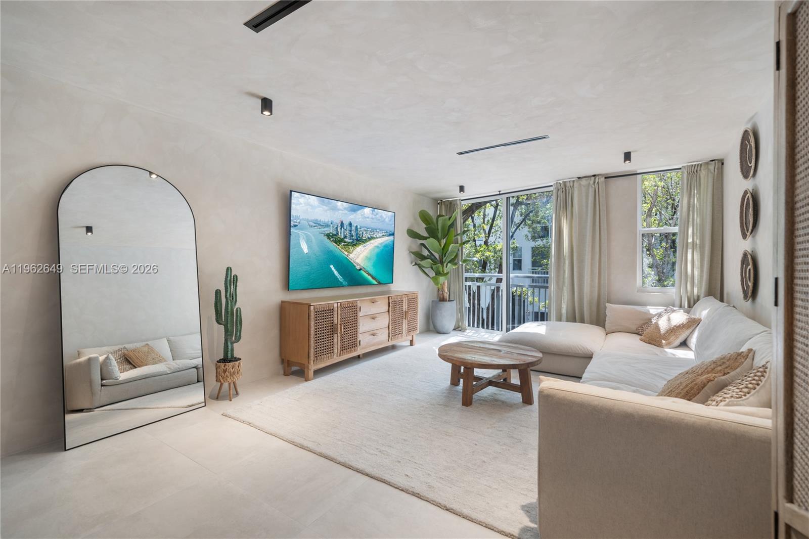 MERIDIAN PLACE CONDO - Residential