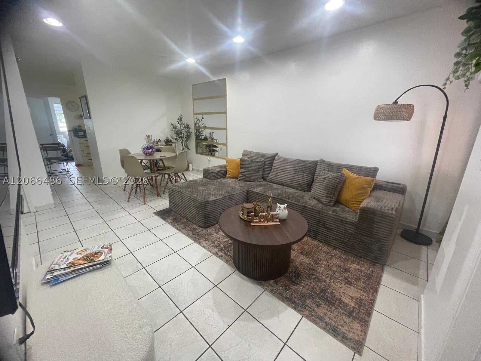 4689 NW 9th St 207