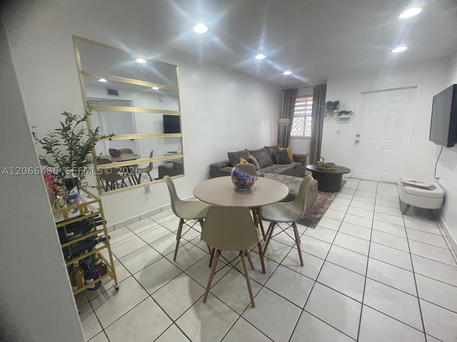 4689 NW 9th St 207