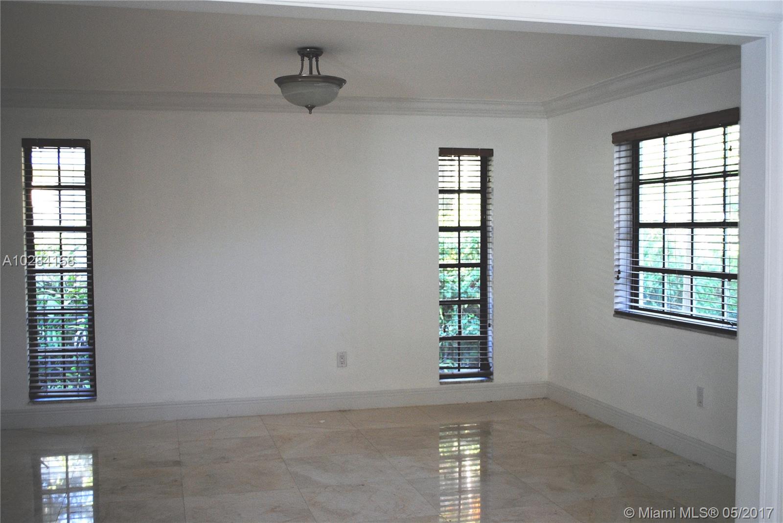 BAY POINT - Residential Lease