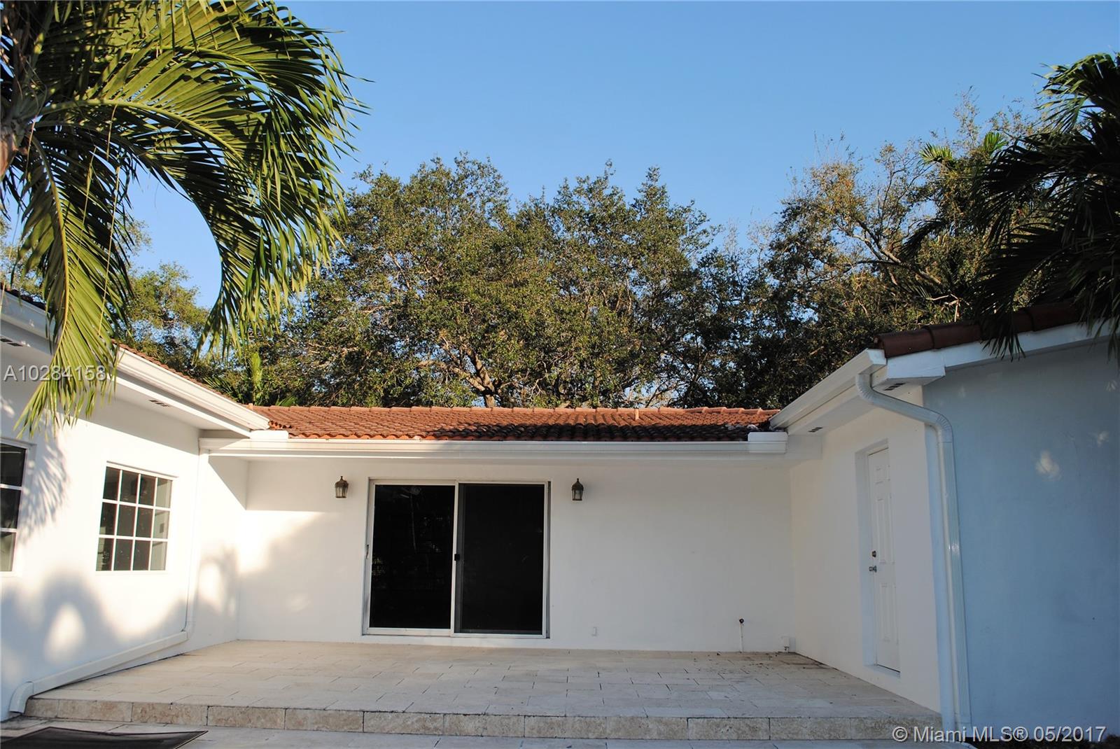BAY POINT - Residential Lease