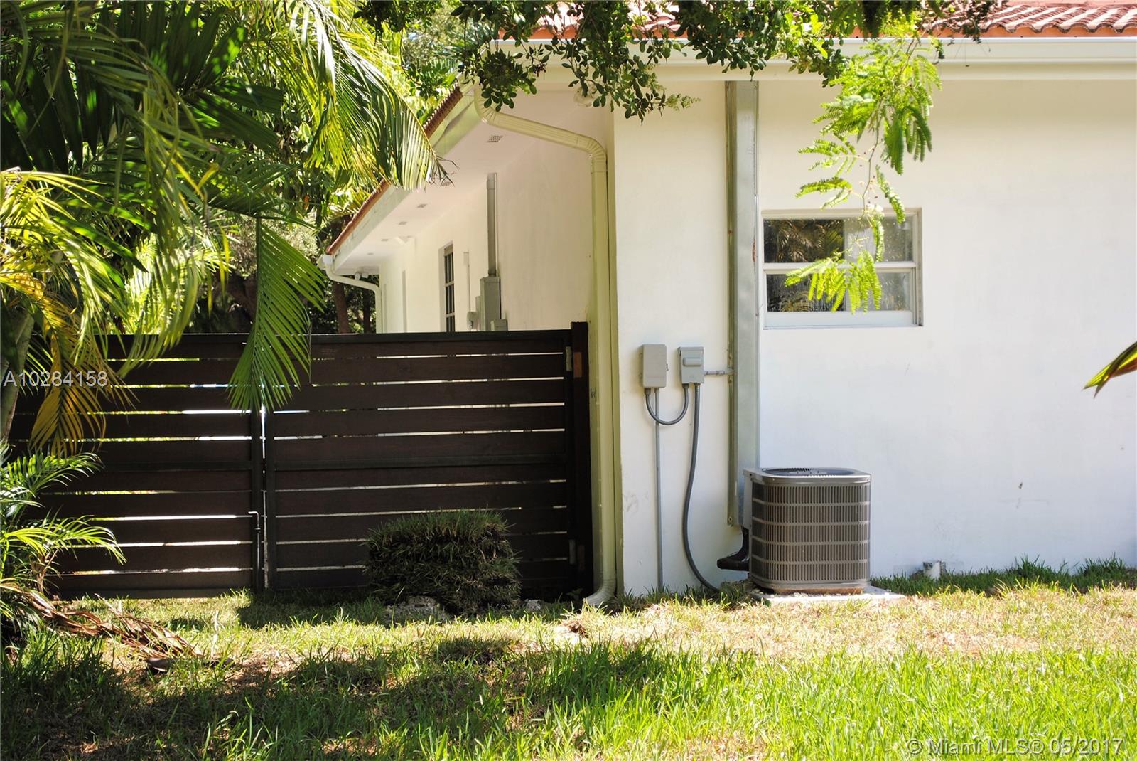 BAY POINT - Residential Lease