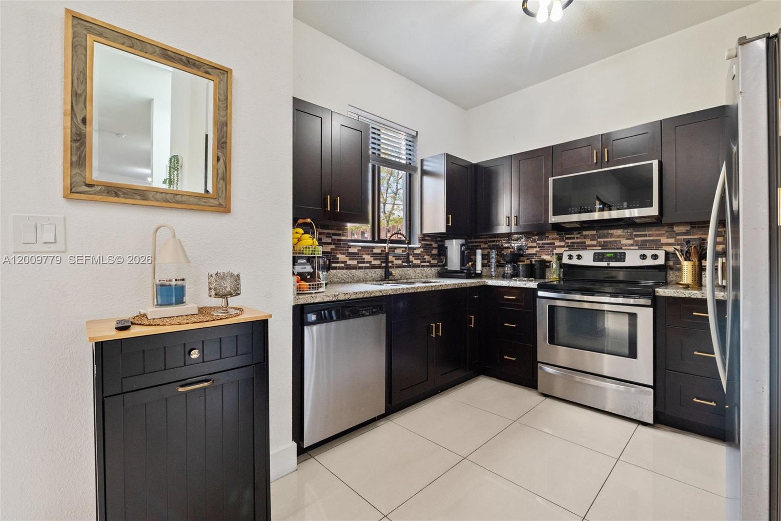 HIDDEN LAKE TOWNHOMES - Residential