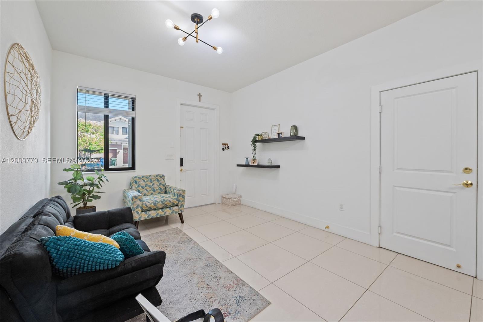 HIDDEN LAKE TOWNHOMES - Residential