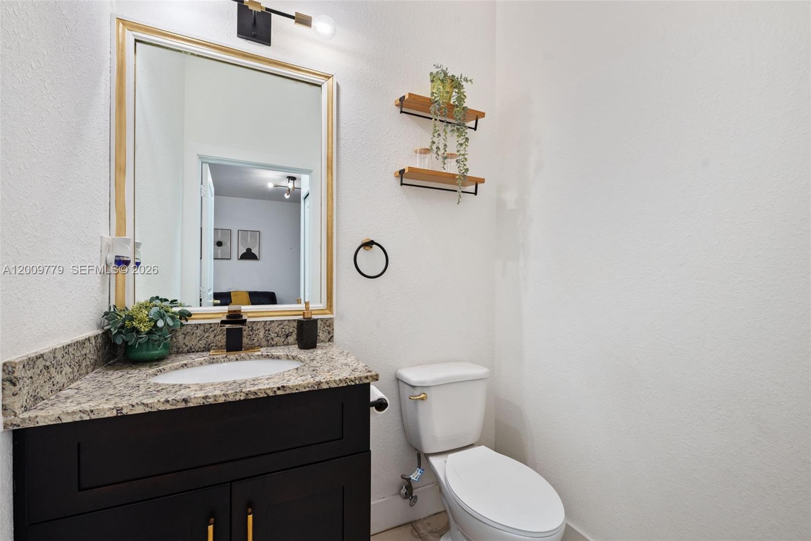 HIDDEN LAKE TOWNHOMES - Residential