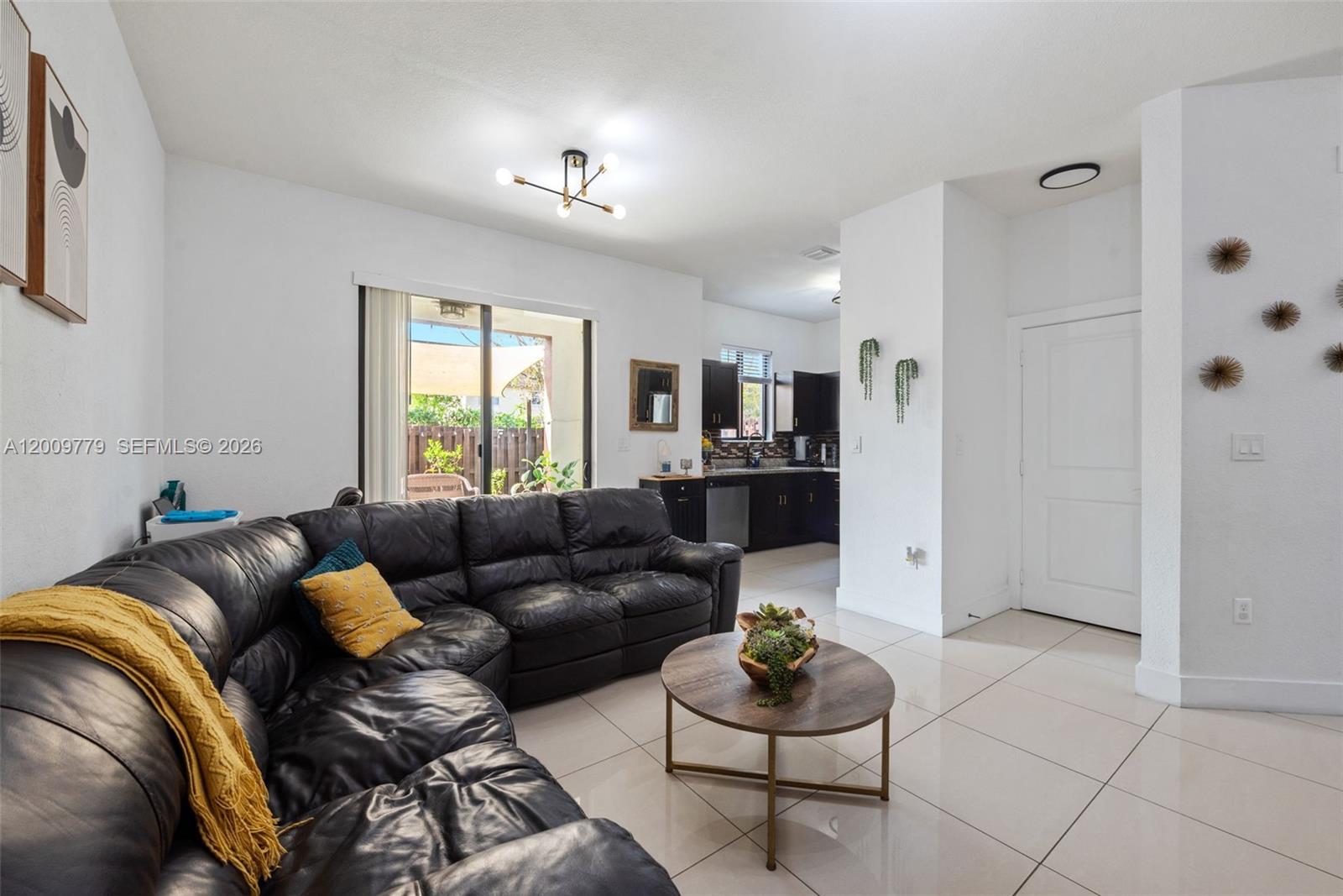 HIDDEN LAKE TOWNHOMES - Residential