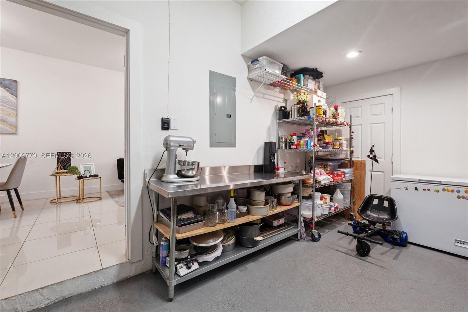 HIDDEN LAKE TOWNHOMES - Residential