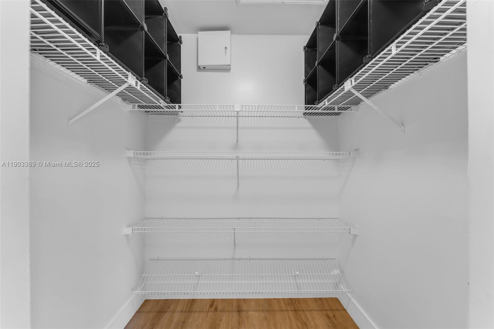 VISTA SUB - Residential