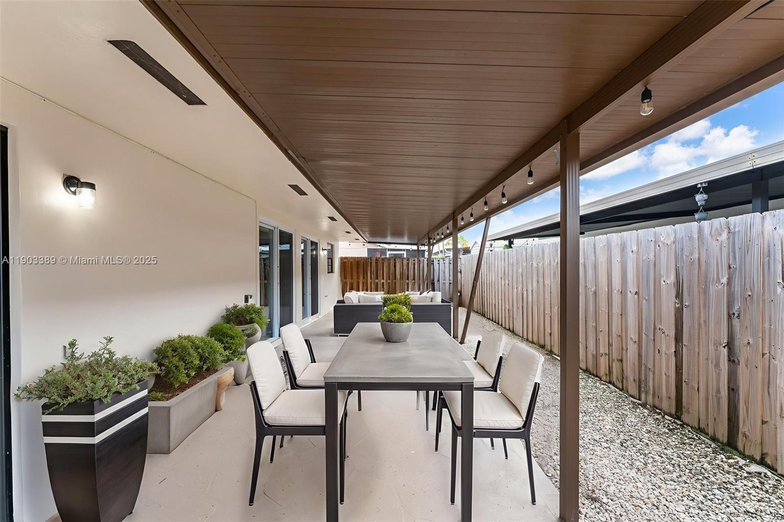 VISTA SUB - Residential