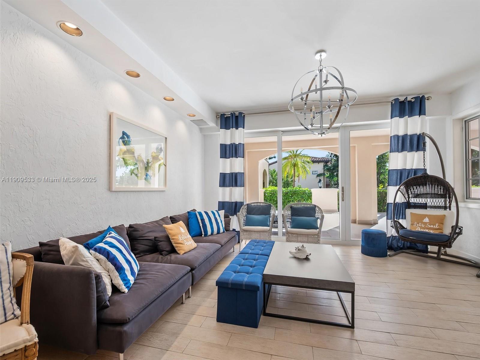 SEASIDE CONDO - Residential Lease