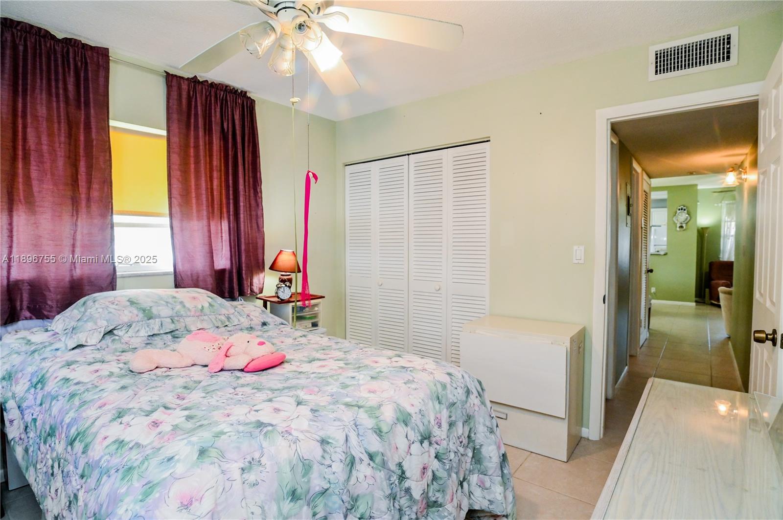 BEVERLY HILLS CONDO NUMBE - Residential