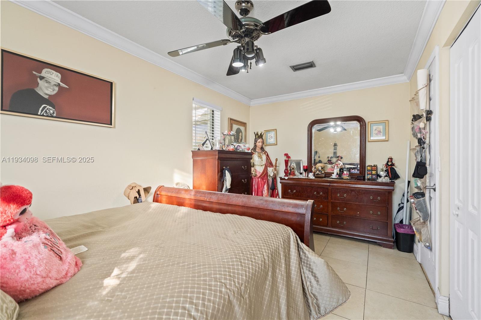 WEITZER SHAUNA MEADOWS SE - Residential