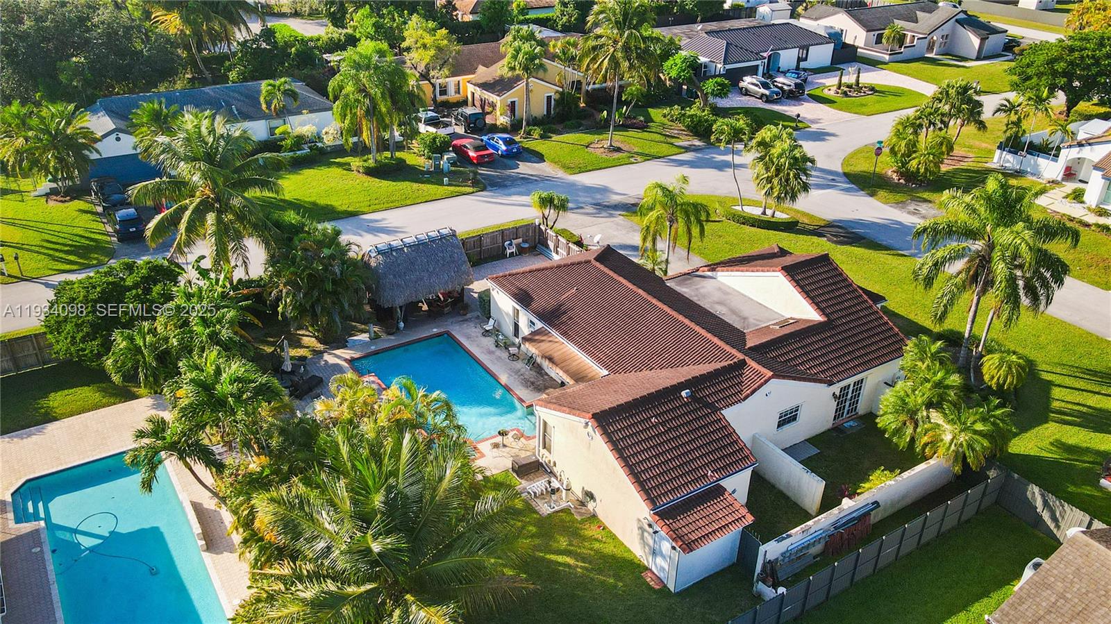 WEITZER SHAUNA MEADOWS SE - Residential