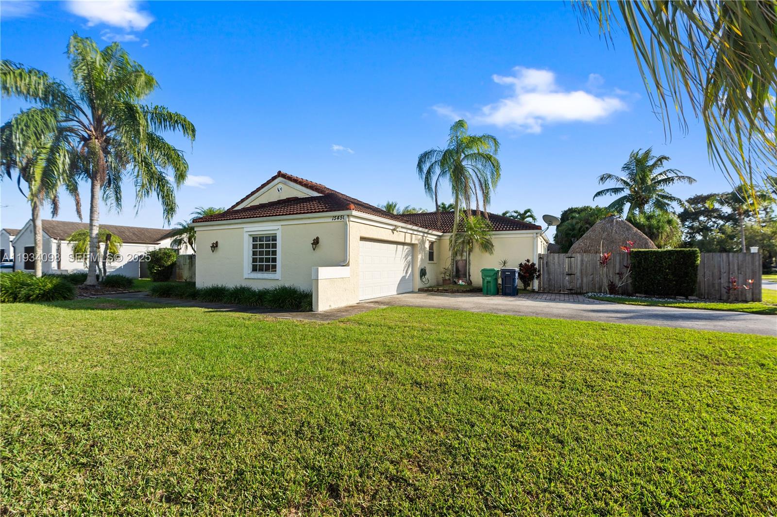 WEITZER SHAUNA MEADOWS SE - Residential