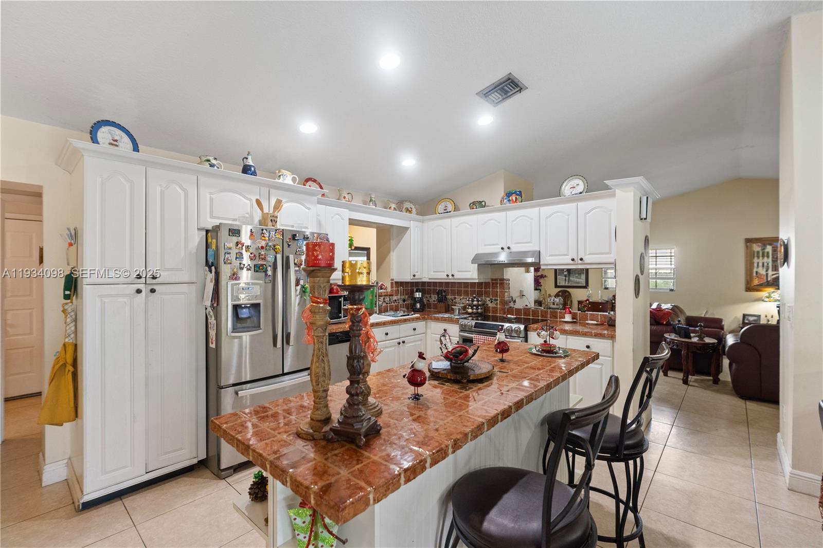 WEITZER SHAUNA MEADOWS SE - Residential