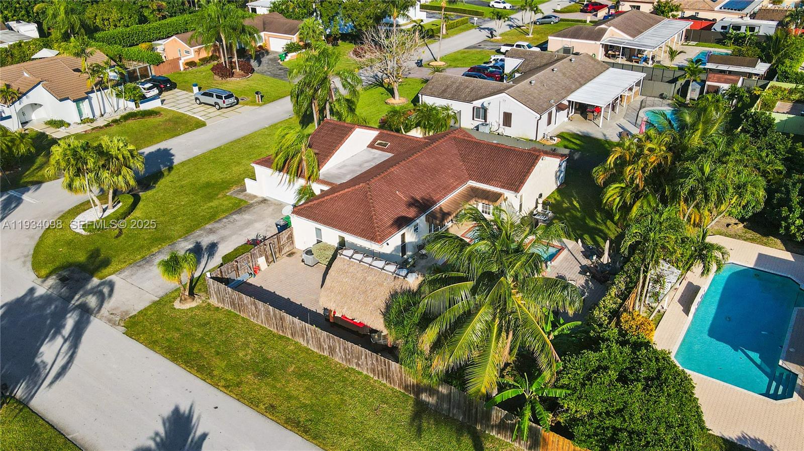 WEITZER SHAUNA MEADOWS SE - Residential