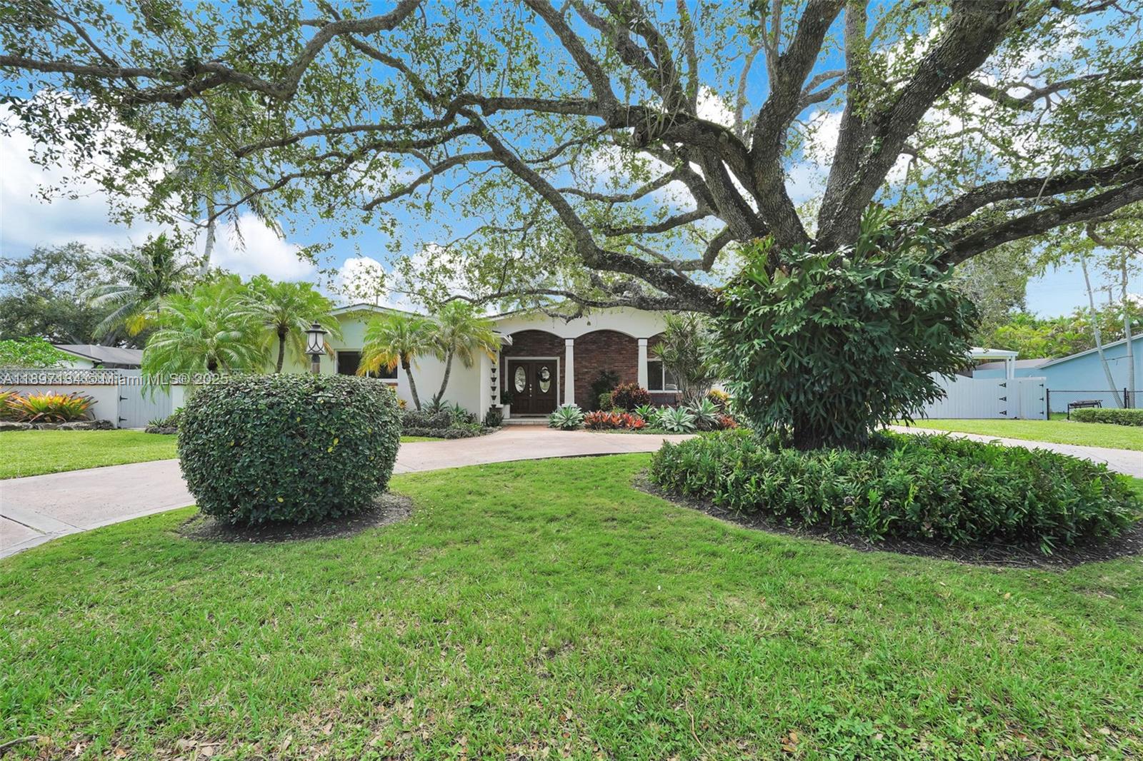 SOUTHWOOD 1ST ADDN - Residential Lease