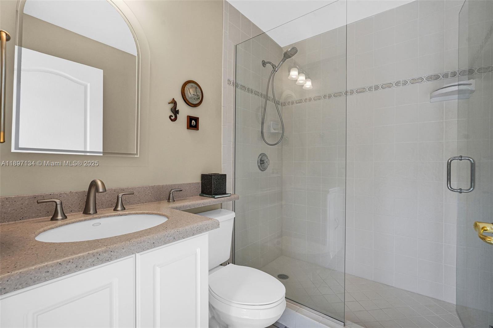 SOUTHWOOD 1ST ADDN - Residential Lease