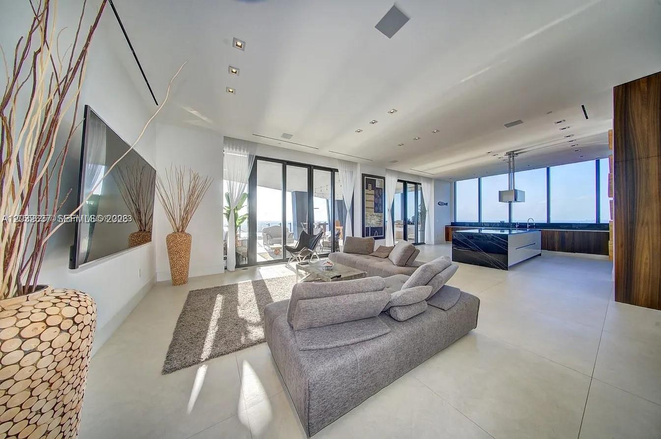17141 Collins Ave 4602