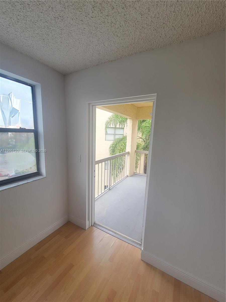 LAS VISTAS AT DORAL CONDO - Residential