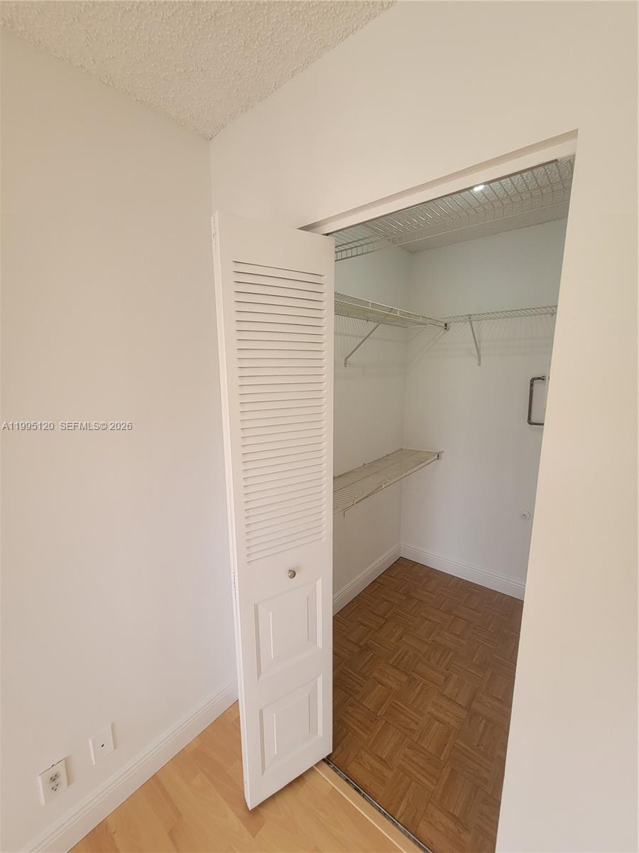 LAS VISTAS AT DORAL CONDO - Residential