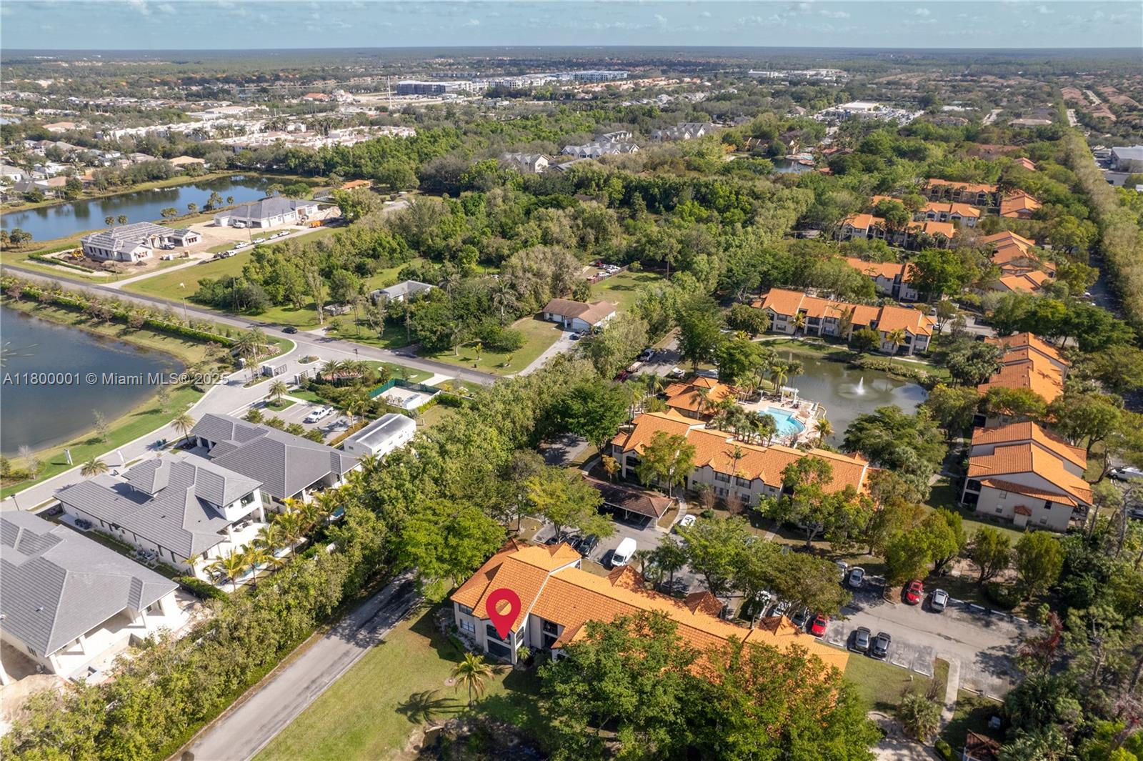 2094 Arbour Walk 318