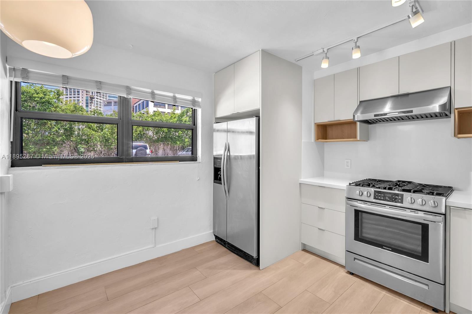 CHATEAU GROVE CONDO - Residential Lease
