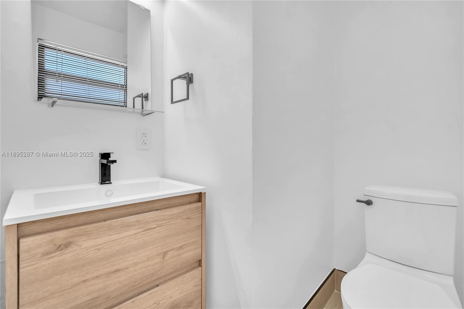 CHATEAU GROVE CONDO - Residential Lease