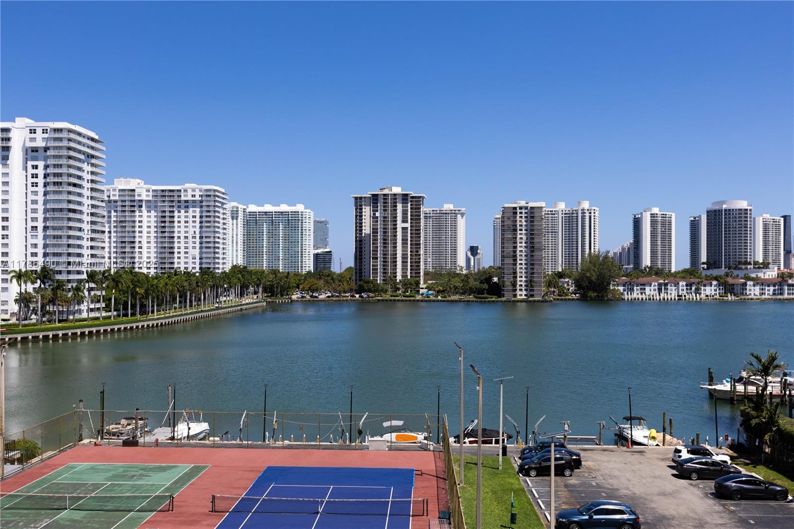 COMMODORE PLAZA CONDO - Residential