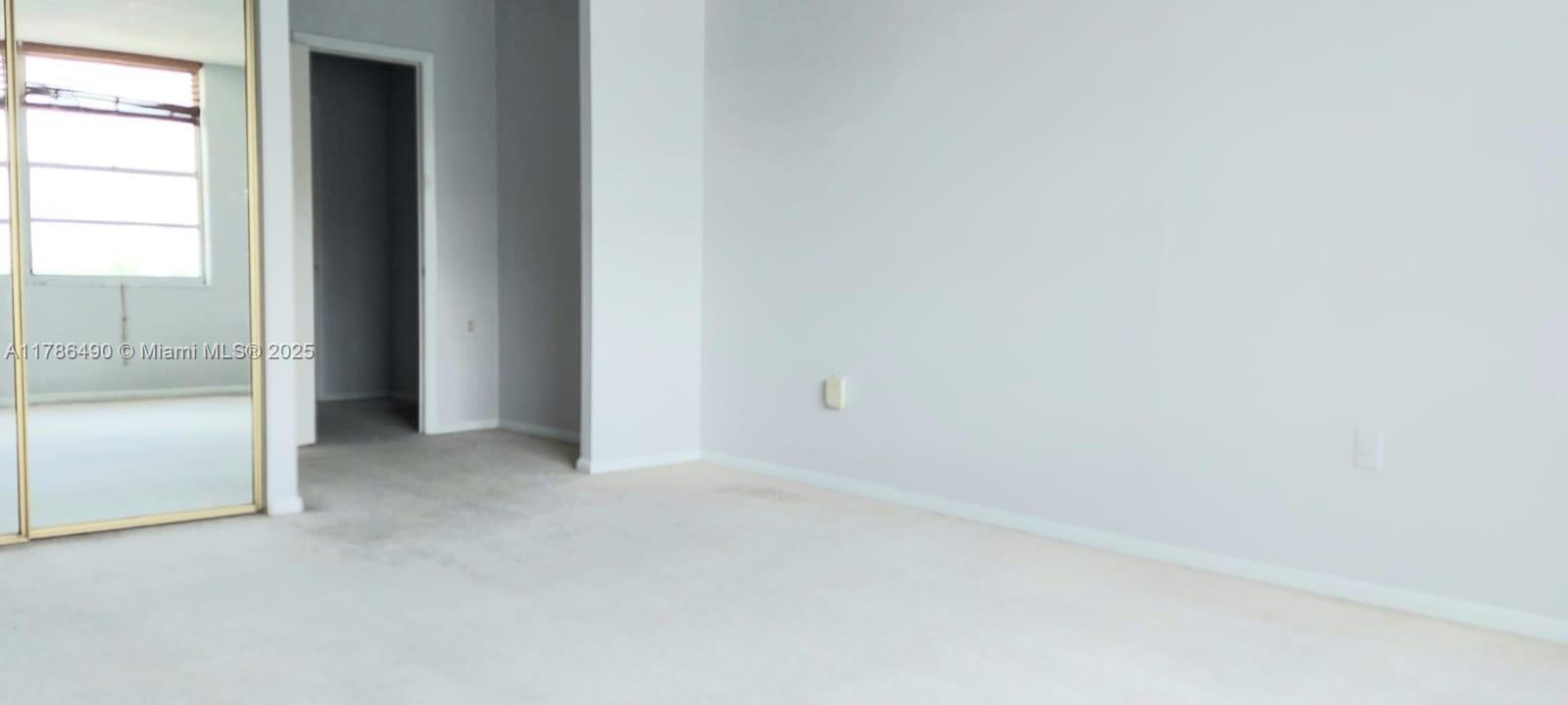 COMMODORE PLAZA CONDO - Residential