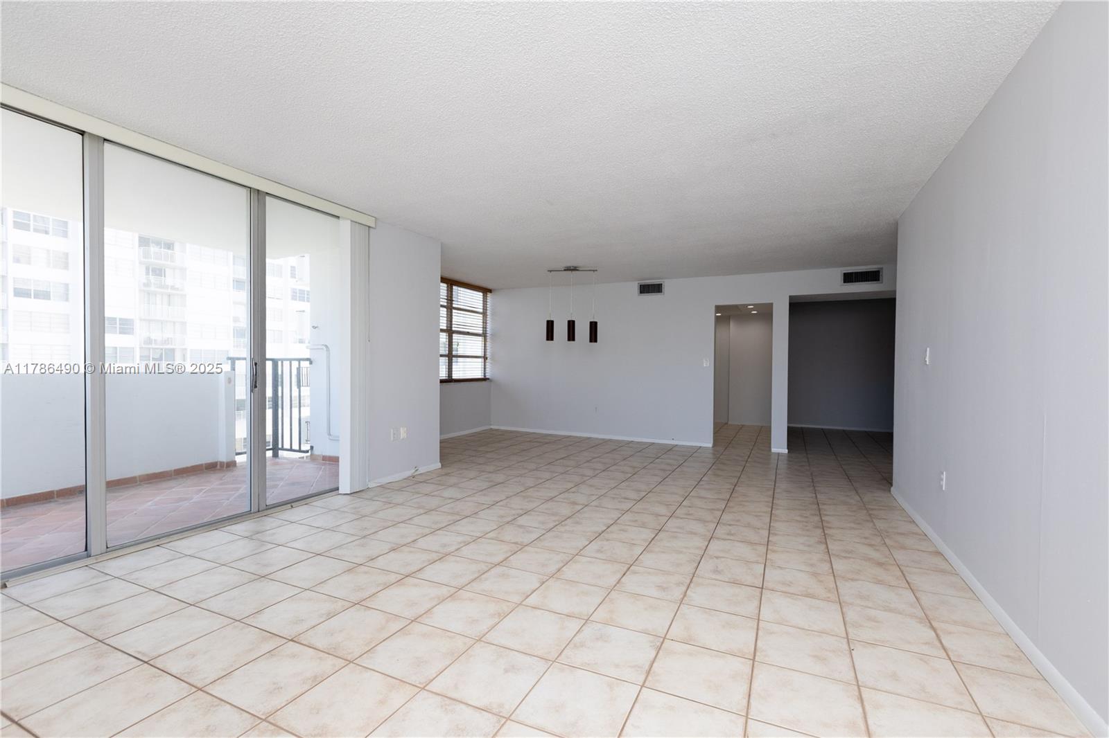 COMMODORE PLAZA CONDO - Residential