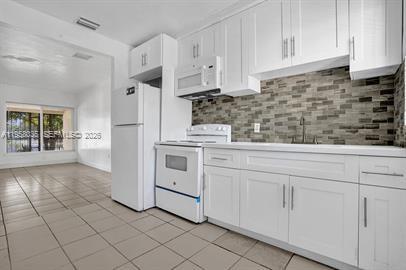 WEST MIAMI SHORES SEC A R - Residential Lease