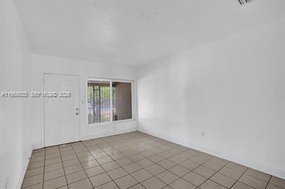 WEST MIAMI SHORES SEC A R - Residential Lease