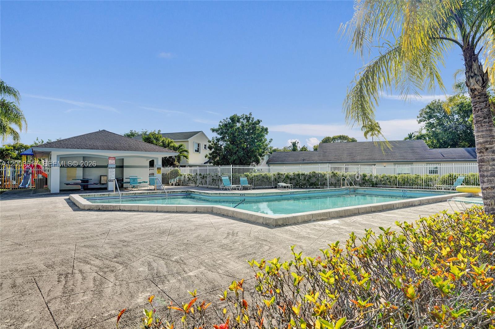 CHAPEL TRAIL REPLAT - Residential