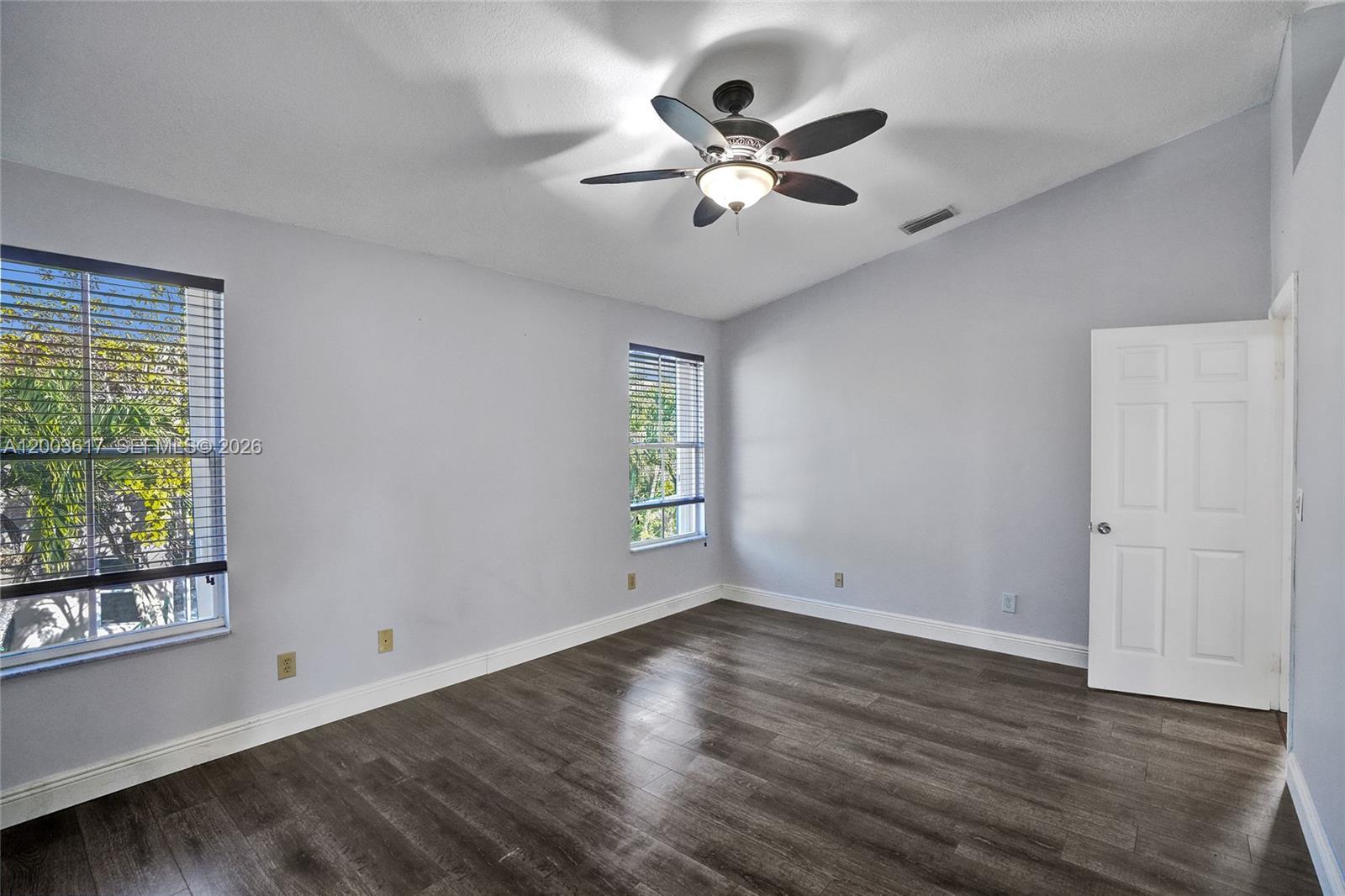 CHAPEL TRAIL REPLAT - Residential