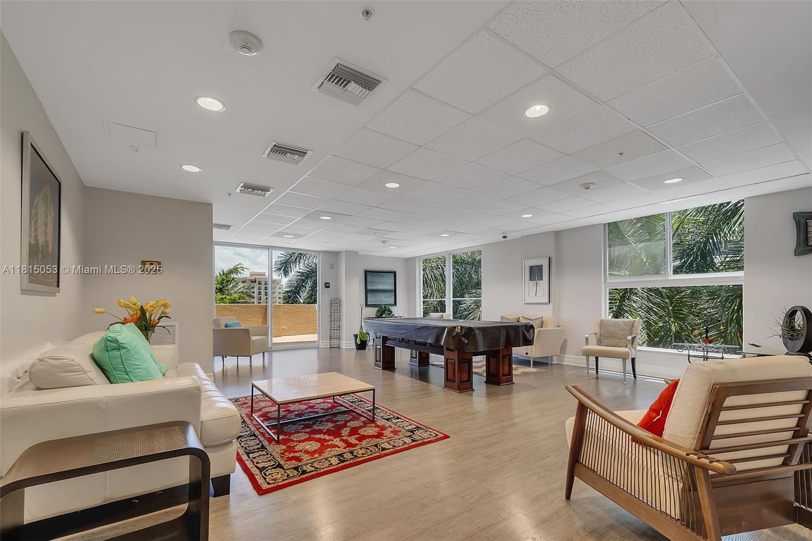 NEVIS CONDO - Residential