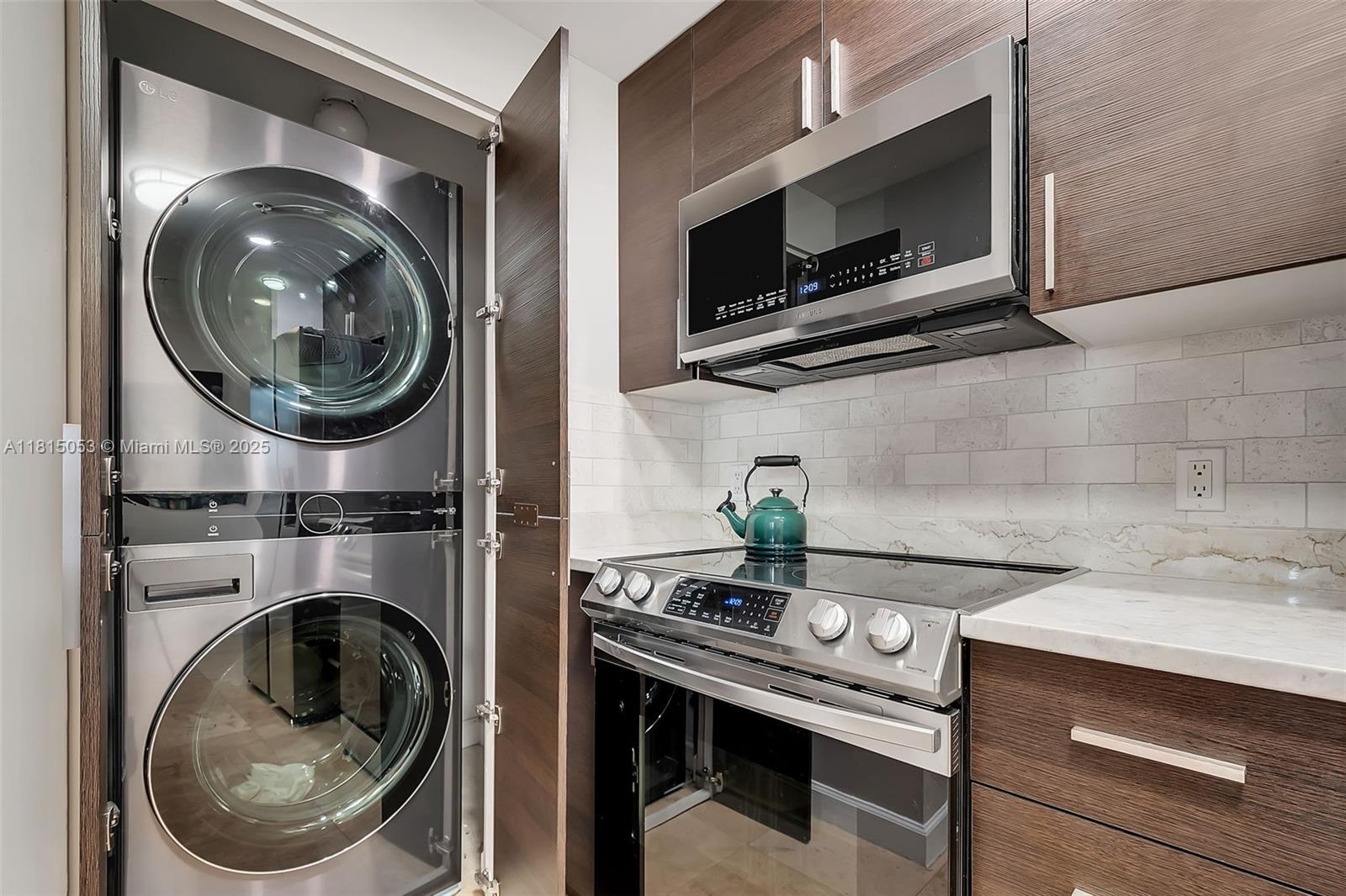 NEVIS CONDO - Residential