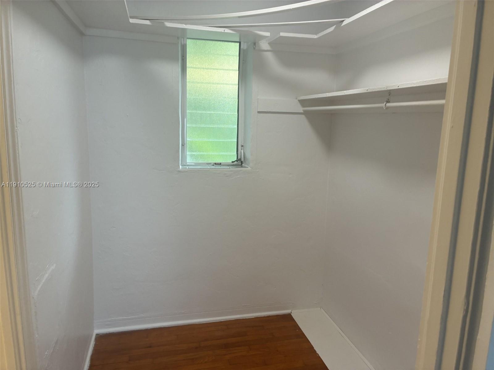 FLAMINGO TERR ADDN - Residential Lease