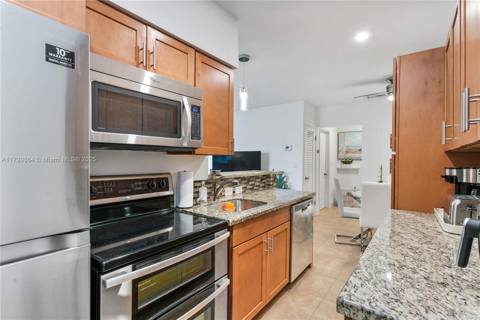 WATERWAY @ HOLLYWOOD BEAC - Residential Lease