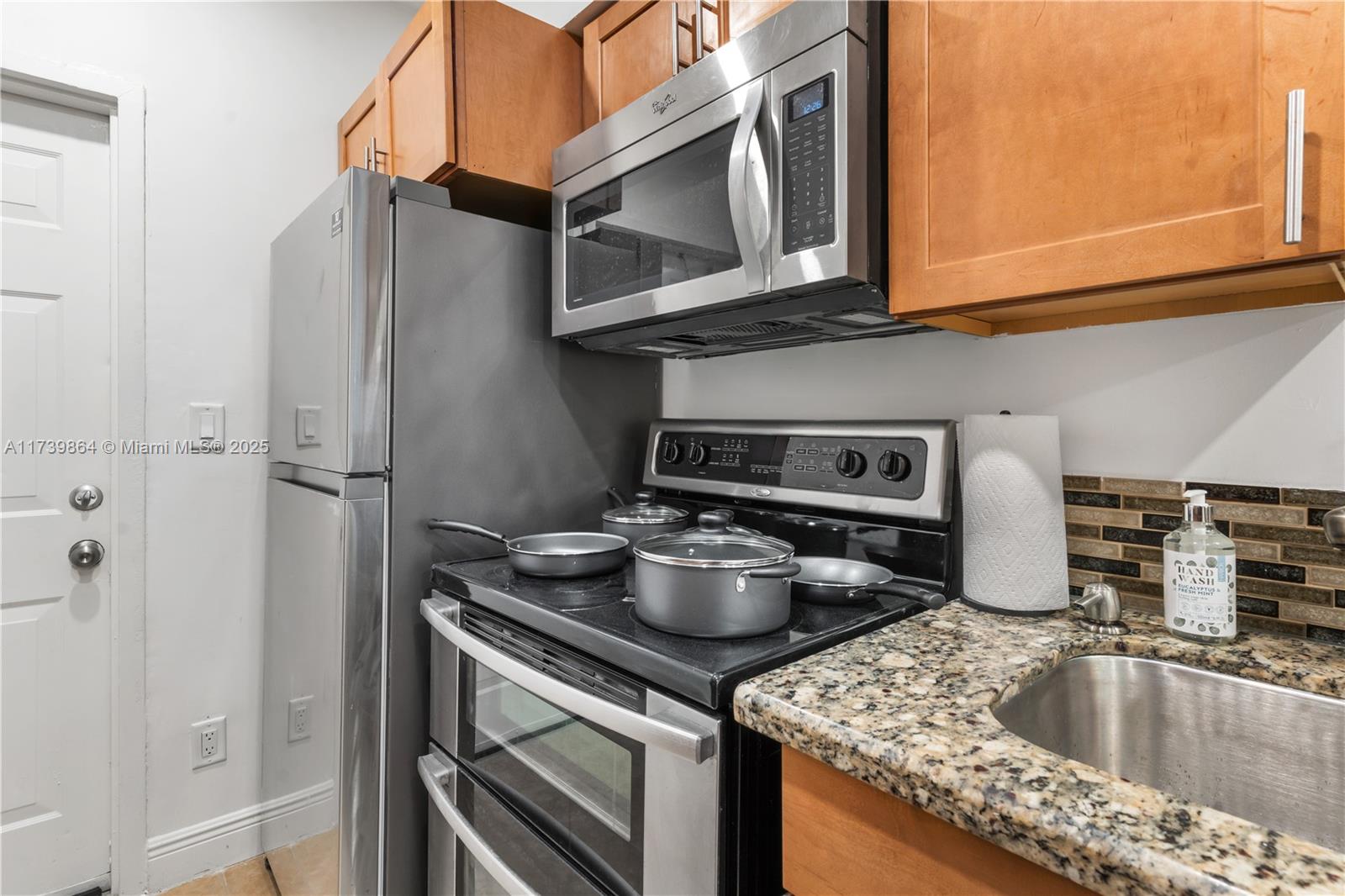 WATERWAY @ HOLLYWOOD BEAC - Residential Lease