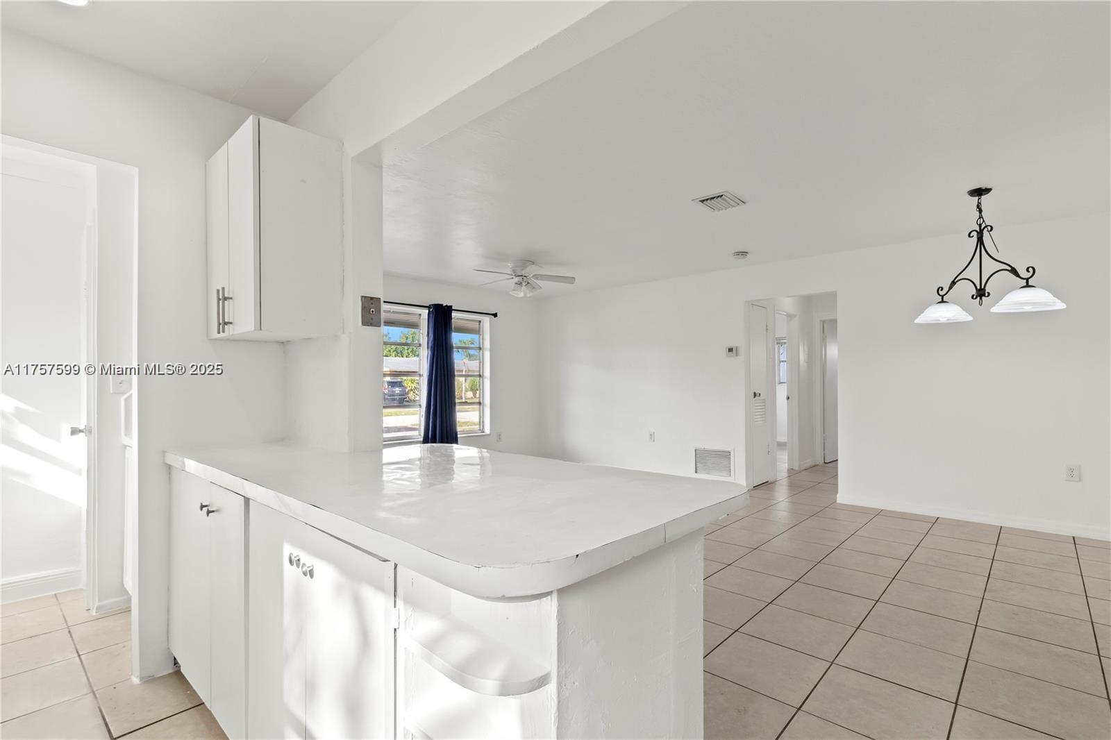 FOURTH ADD TO SUNRISE GOL - Residential Lease