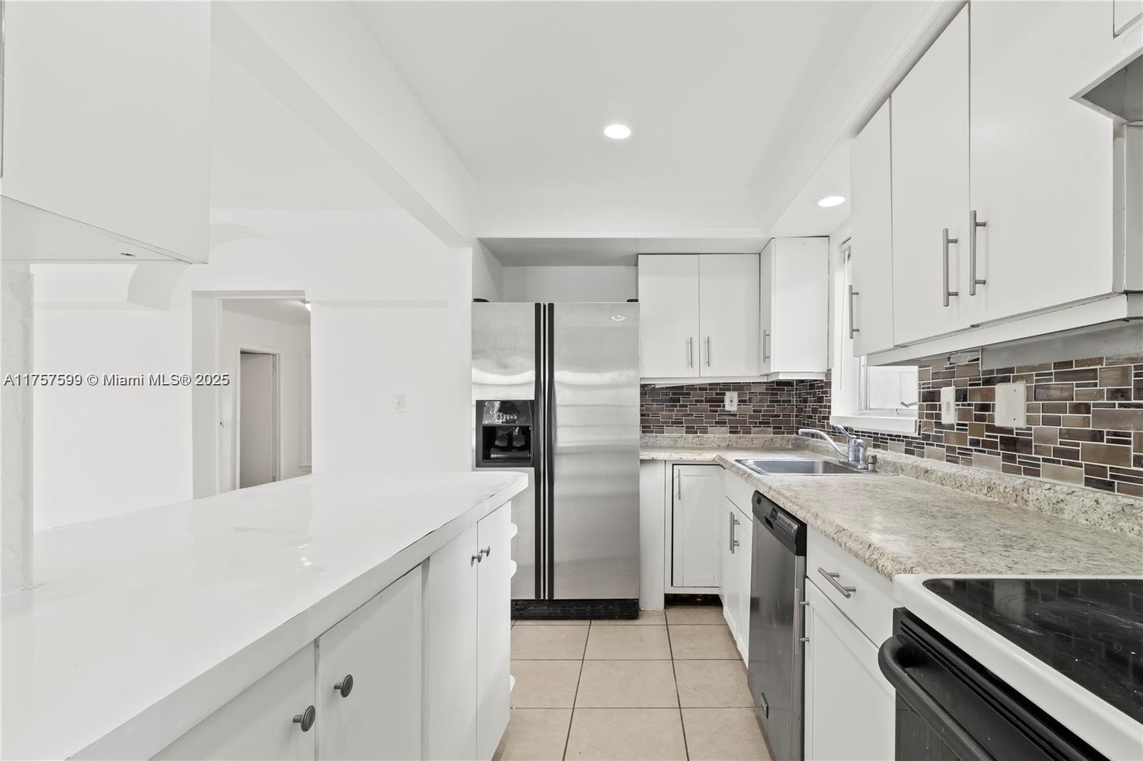 FOURTH ADD TO SUNRISE GOL - Residential Lease